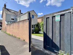 Photo 2- click for photo gallery